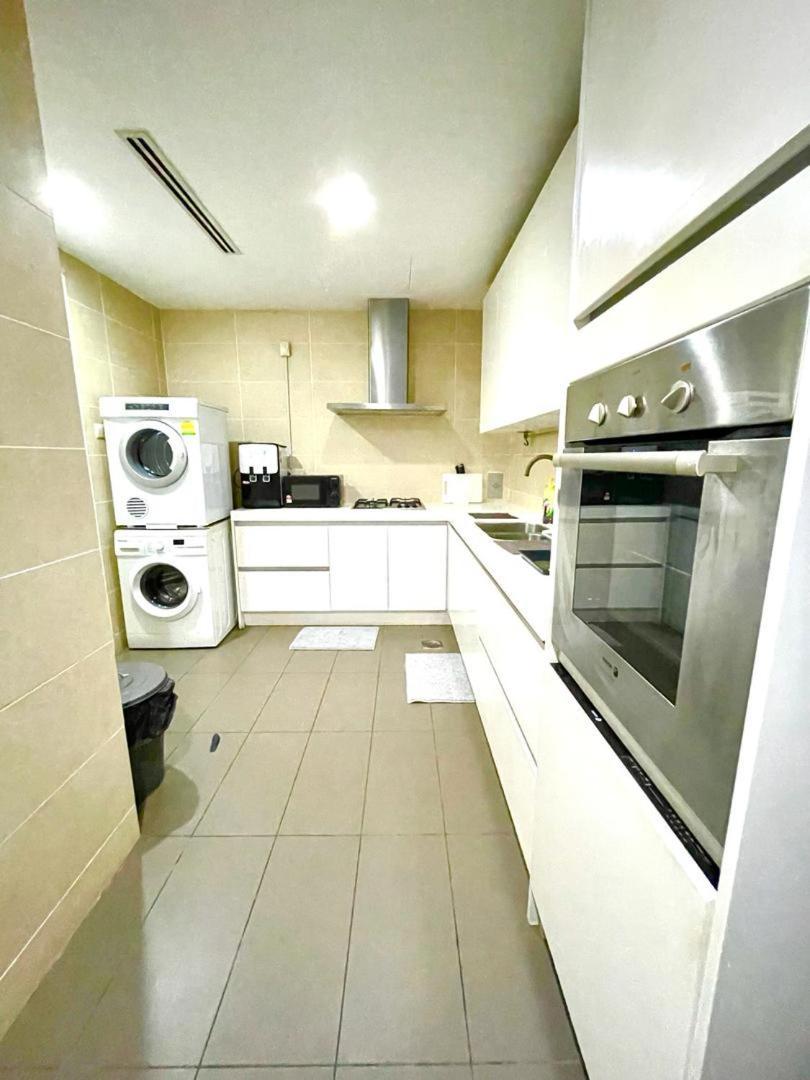 1 Min To Klcc Twin Tower Apartment Kuala Lumpur Bagian luar foto